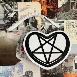 Heart pentagram shoulder bag white